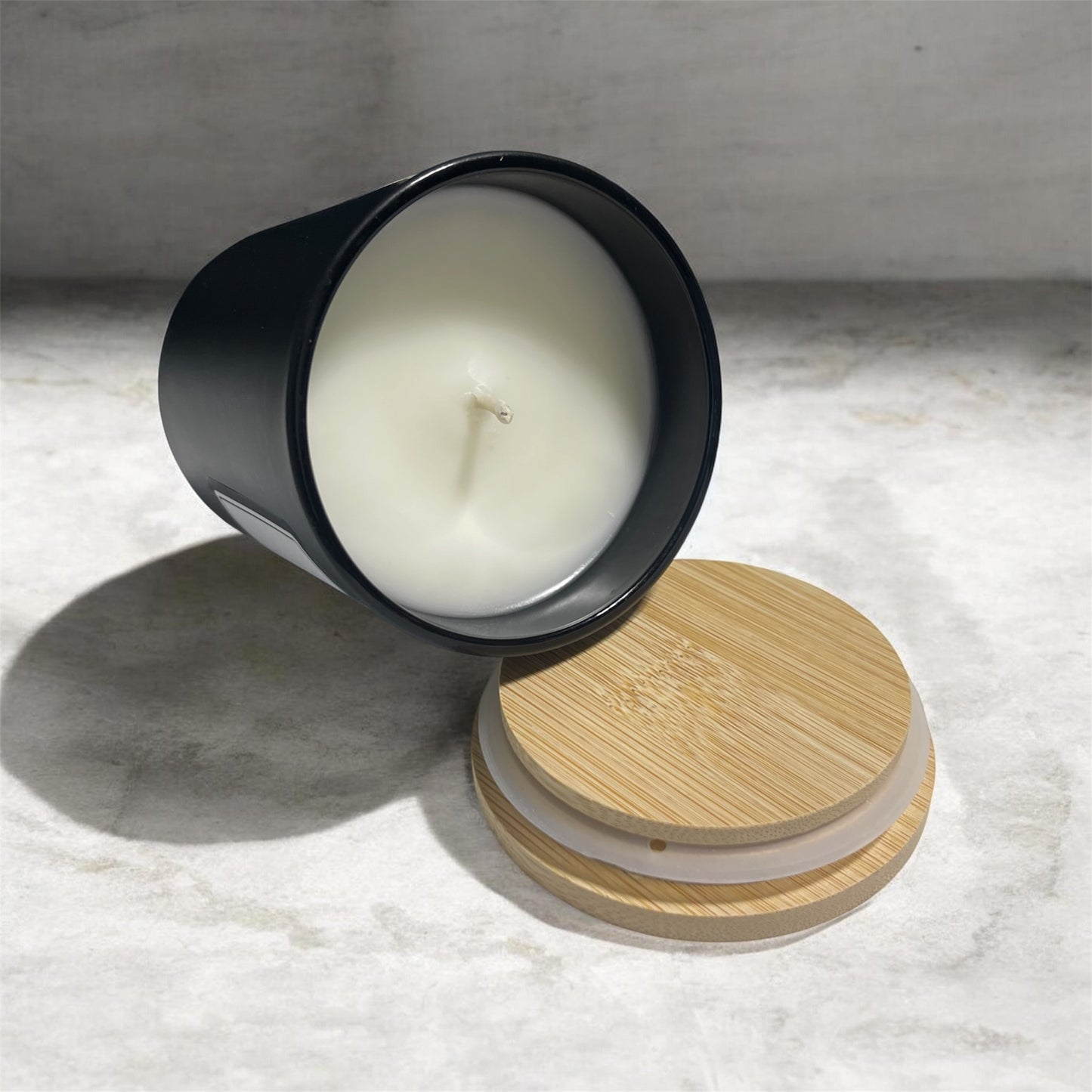 Wick Candles - Vanilla Serenity
